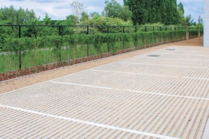 Nouveau pavé drainant Lin’O Green d’Alkern. [©Alkern]