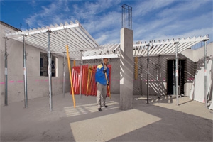 Mise en œuvre du coffrage pour dalle Gridflex de Peri.