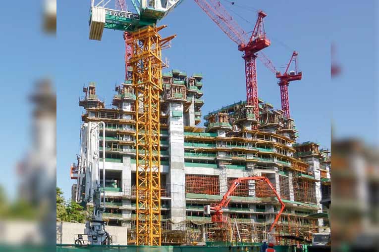 Projet Worli, un édifice de 83 étages en construction à Bombay, en Inde. [©Pierre-Claude Aïtcin]