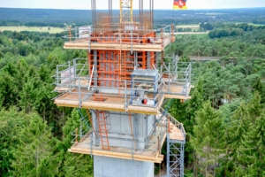 Le système grimpant 240 de Paschal s’adapte à toutes les formes d’ouvrages. [©Paschal]