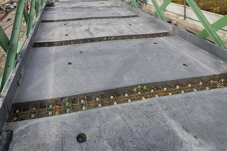 Les dalles du tablier ont été préfabriquées par Capremib en SmartUp de Vicat Sysnergie. [©Vicat Sysnergie]