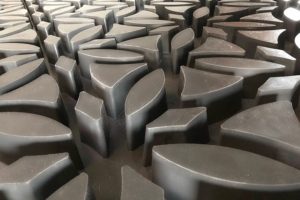 Le moule souple assure une précision dimensionnelle, une finition impeccable, sans dépouille ni plan de joint. [©Techni Moulage]