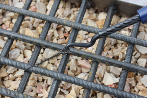 Le nouveau lieur de fers à béton Tornado Premium d’Edma. [©Edma]