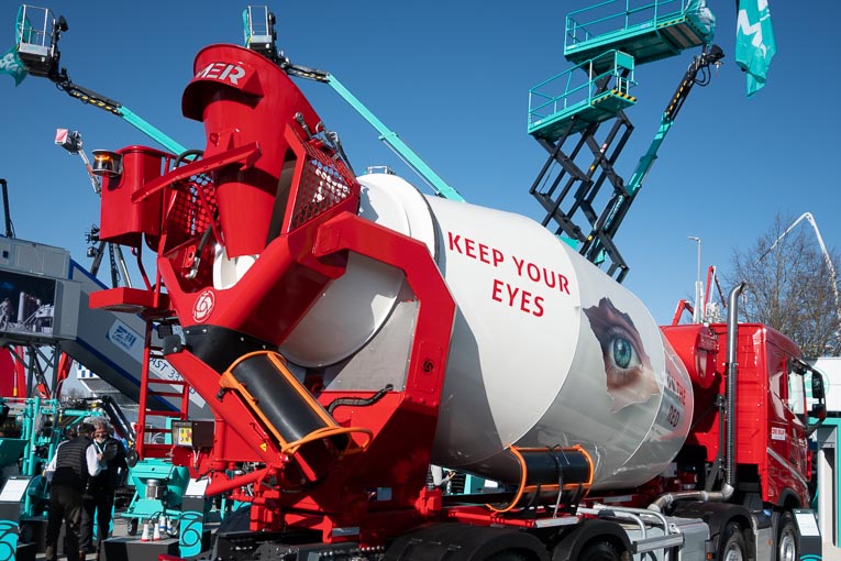 Imer prépare un nouveau château arrière pour ses toupies. [©ACPresse]