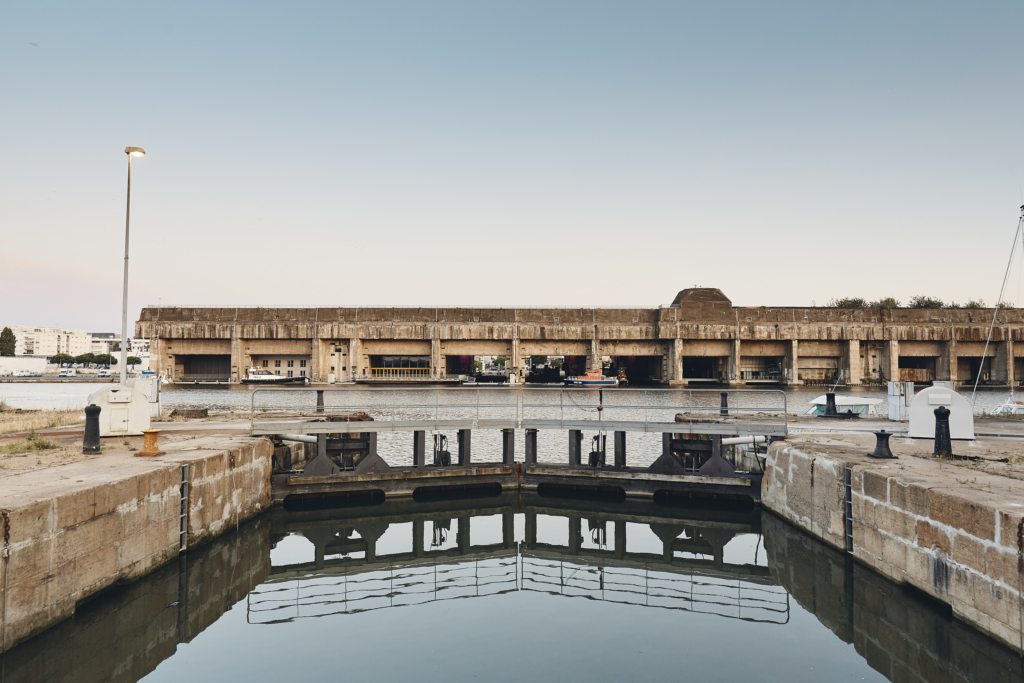 “Sensations Béton” est une visite sensorielle conçue pour toucher un public familial à partir de 6 ans. [©Alexandre Lamoureux