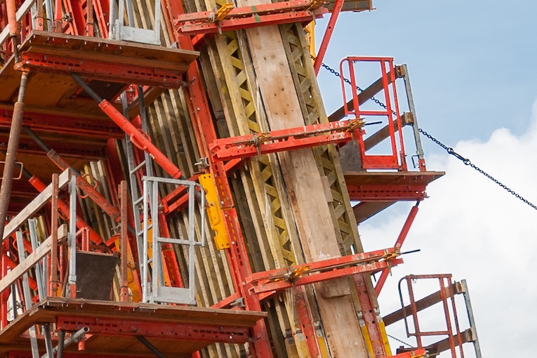 L’étanchéité du coffrage est un point essentiel à vérifier, en particulier au niveau des abouts. [©ACPresse]