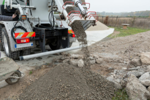Mapei permet un recyclage chimique des retours de béton. [©Mapei]