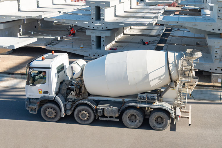 SoluSpots permet la mise en relation de producteurs de BPE ou de chantiers, avec des prestataires de transport du béton. [©ACPresse]