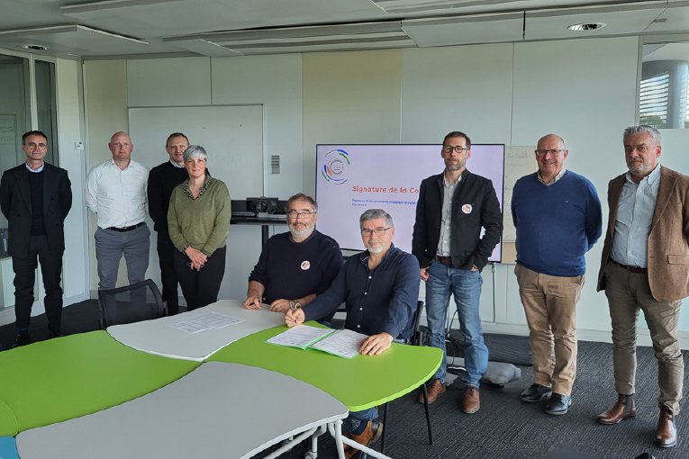 Signature de la convention pour une durée de trois ans. [©Unicem]