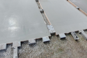 Les essais pour évaluer l’empreinte carbone d’un dallage industriels vont permettre d’alimenter Sorecarbone, le logiciel de Soredal. [©Soredal]