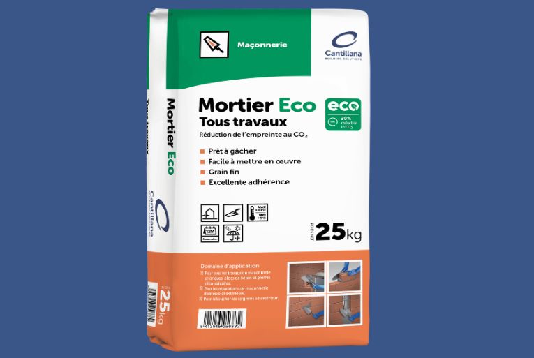 Développés par le département R&D de Cantillana, le nouveaux mortiers éco-responsables sont le résultat de plusieurs mois de développement technique des formulations et de perfectionnement des procédés industriels. [©Cantillana France]