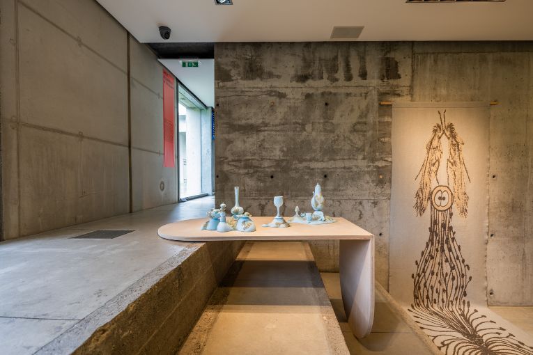 La designeuse invite à repenser notre manière d’exister, de circuler, de soutenir et d’agir ensemble. [©matali crasset]