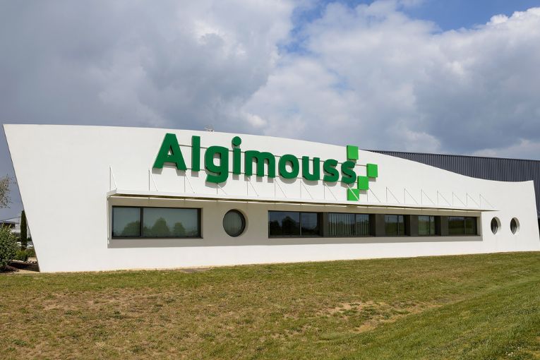 Algimouss est une entreprise implantée à La Séguinière, près de Cholet (49), qui fabrique et distribue des solutions naturelles et biosourcées. [©Algimouss]