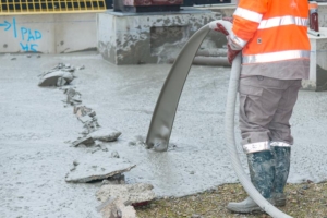 Fin juillet dernier, Saint-Gobain a annoncé l’acquisition de trois industriels stratégiques, dont l’Italien Isoltech, pour renforcer son offre dans la chimie de la construction. [©ACPresse]
