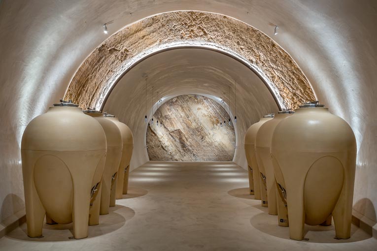 SuperEgg est la dernière innovation de l’Espagnol Sonoma et s'adresse aux caves qui ne veulent pas renoncer aux avantages des formes ovoïdes, mais qui veulent aussi une plus grande capacité. [©Sonoma]