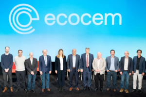 Composé de onze éminents scientifiques internationaux, le Conseil consultatif en science des matériaux vise à soutenir l’innovation et l’adoption de solutions de ciments durables à l’échelle mondiale. [©Ecocem]