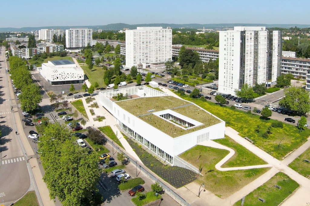 « Nous espérons que ce centre deviendra un véritable catalyseur de vie pour le quartier », insiste l'architecte Yann Caclin de ABC Studio. [©ABC Studio] 