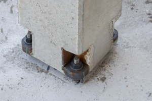 Les liaisons et connexions jouent un rôle fondamental dans la solidité et la pérennité des structures en béton. [©ACPresse]