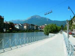 Quais-Grenoble_large